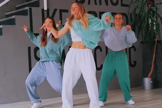 do afrobeat dance, tiktok group dance, shuffle ,choreography to your song