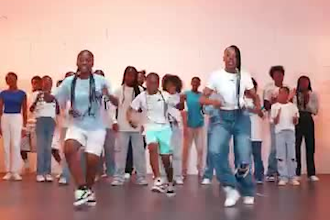 make choreography hip hop amapiano dance, tiktok group, kids, afrobeat african