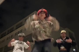 make dance video with two dancers on your music