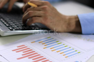 data entry operator having 4 years of experience with good level of skills