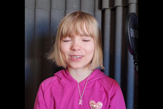record a finnish child girl voice over