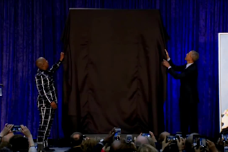 make happy birthday video from barack obama custom wishes