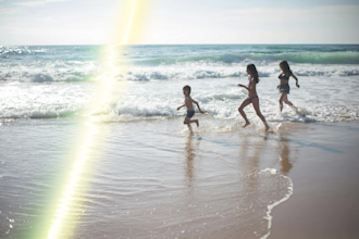 remove objects , people and edit or remove backgrounds in photos