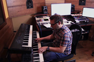record a piano or synth for up to 30 seconds