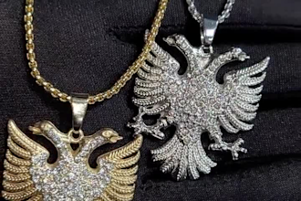 make custom 3d model iced out gold or silver pendant design for 3d printing
