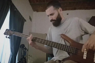 grabare una linea profesional de bajo para tu cancion
