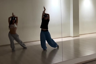 perform afro, shuffle, tiktok, and group dance choreography