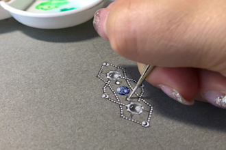 do jewelry design, hand sketch, gouache drawing,design video