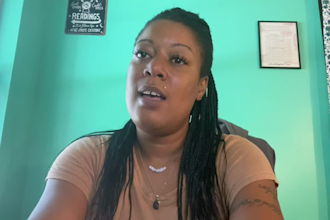 create a detailed tarot and oracle reading