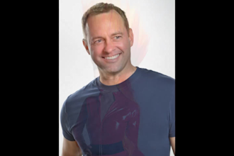 perform miraculous feats in Photoshop you name it I can do it