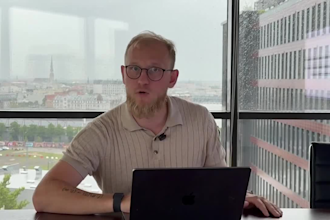build a real estate and construction financial model with project cash flow