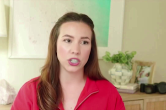 female spokesperson testimonial ugc video brand promotion video marketing