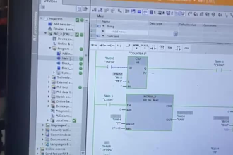 program your siemens plc using ladder logic