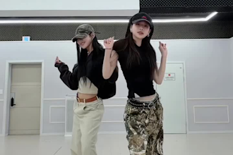 make tiktok group dance, viral dance, tiktok dance video, dance choreography