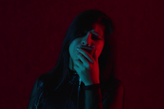 be your edm female singer in english and spanish vocalist