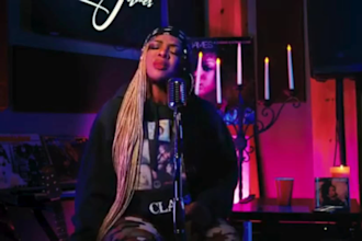 record and write rnb and neo soul female singer and smooth vocalist