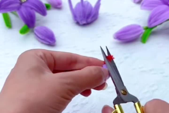 craft unique pipe cleaner art and custom handmade sculptures for any occasion