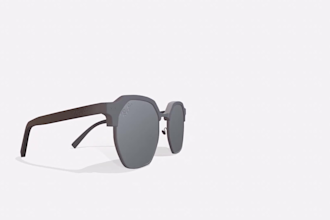 create realistic 3d eyewear animation, 3d sunglasses animation and product video