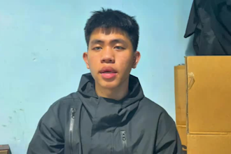 translate english to vietnamese and vietnamese to english naturally