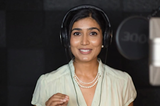 american female voice over for elearning, audiobooks and corporate narration