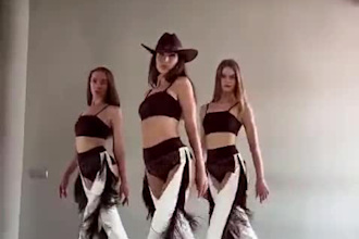 tiktok dance, viral dance video, twerk dance, choreography,