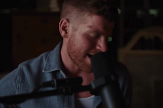 sing and compose country pop, country music, rnb with songwriter