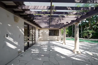 be your real estate airbnb home tour photo to ai cinematic promo video editing