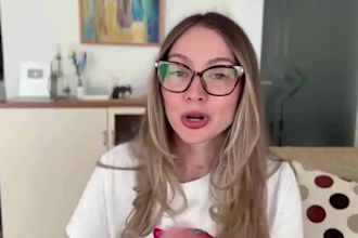 spokesperson female spokesperson video spokesperson actor ugc video review