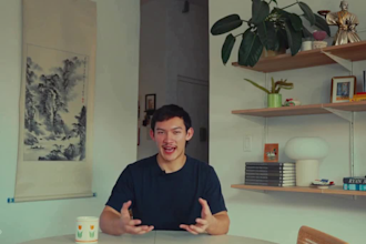 be your expert human spokesperson for complex tech and saas videos
