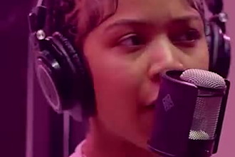 female spanish singer, female rapper, pop singer, rap songwriter, cantante