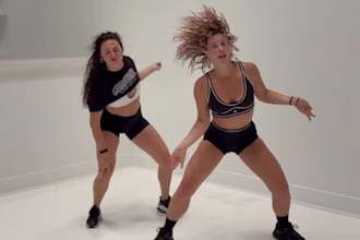 twerk dance, group dance hip hop dance afro dance, engaging group