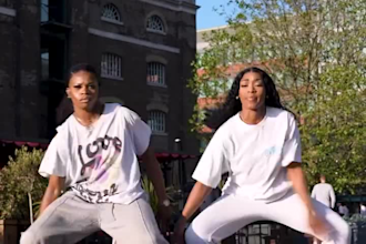 do viral tiktok dance video, group dance challenge, tik tok choreography dancer