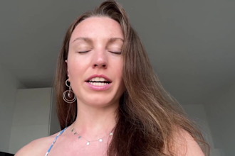 create USA spokesperson testimony female spokesperson video ads review