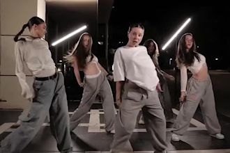 do viral dance video, tik tok, tik tok music group dancer, challenge video