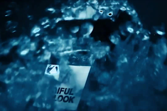 create luxurious perfume promo video with ai