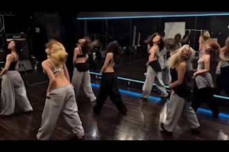 tiktok dance, viral dance video, twerk dance, choreography, reels video dance