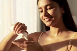 create stunning ai luxury ai skincare ai beauty promo video ai commercial video