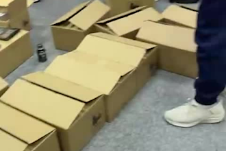 source iphones and smartphone from hong kong wholsale markets