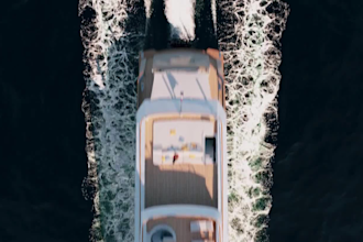 create realistic 3d yacht, boat, and ship animation with water simulation