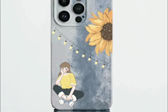 design a trendy and aesthetic custom phone case