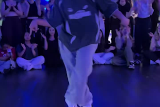 create viral tiktok dance video, tiktok dance, challenge group dancer
