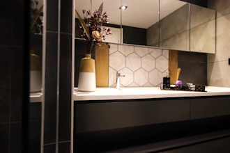 edit cinematic property tour videos for realtors