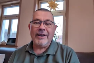 be senior man spokesperson video male spokesperson ugc video review testimonial