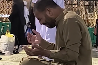 edit cinematic umrah travel agency advertisements