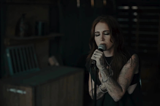 do alternative rock pop rock and indie female singer
