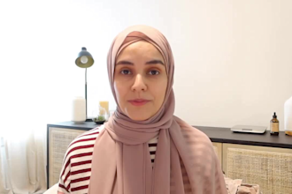natural female arabic and english testimonial spokesperson actor spokeswoman