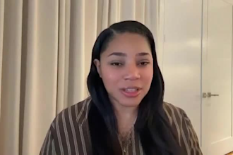be female spokesperson ugc video ads video explainer product reviews greenscreen