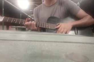 teach you beginner guitar and basic singing from scratch