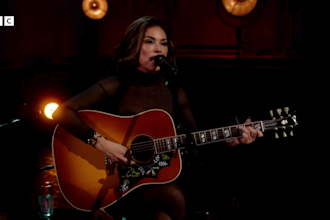 female singer, songwriter, acoustic country singer, piano rock singer pop singer