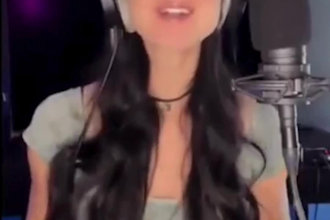 middle aged female ugc spokesperson content creator for ads